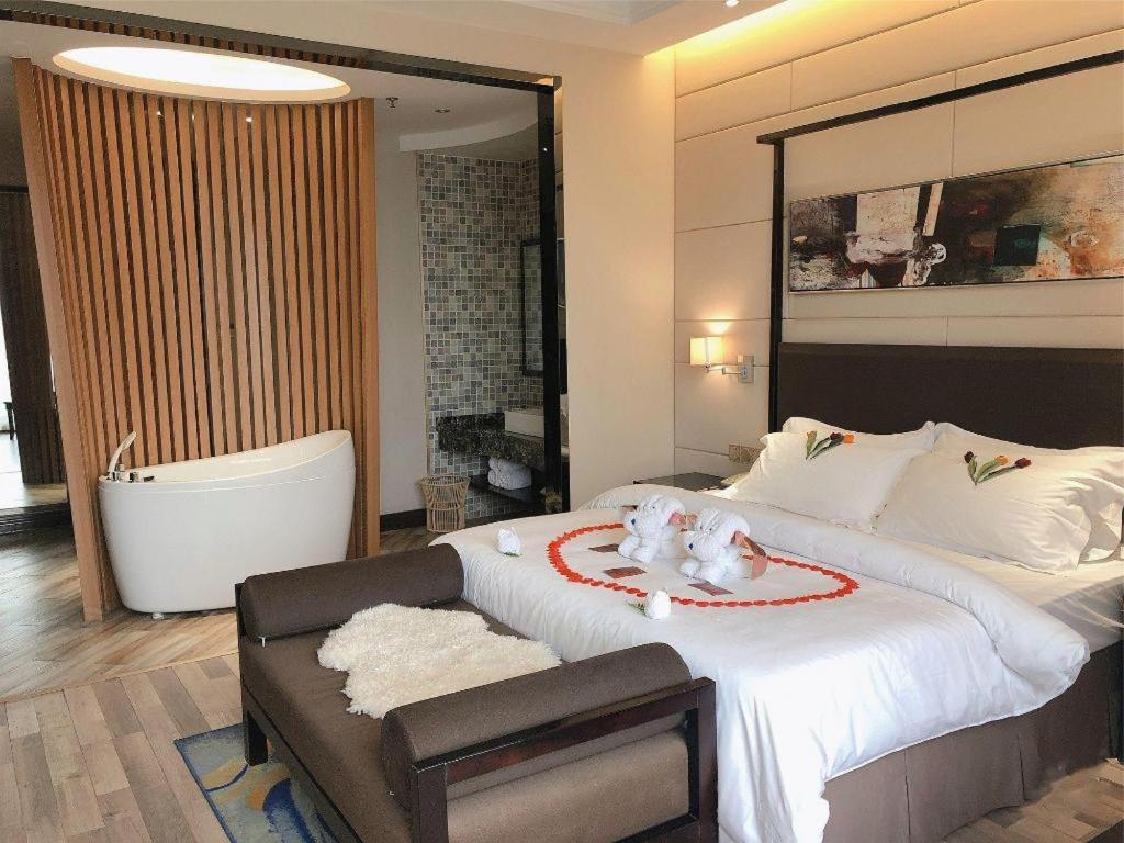 Jinjiang Metropolo Hotel - Liyang Tianmu Lake Changzhou  Exterior photo