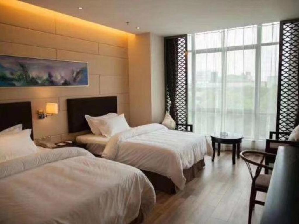 Jinjiang Metropolo Hotel - Liyang Tianmu Lake Changzhou  Exterior photo